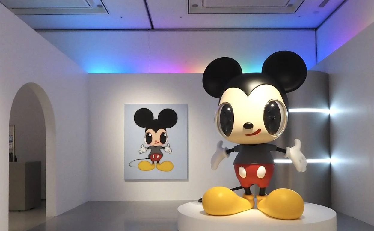 Javier Calleja, único español en la exposición dedicada a Mickey